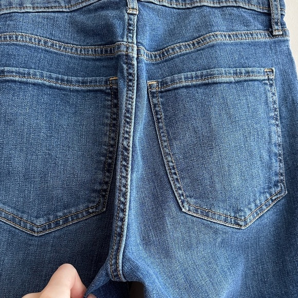 Banana Republic High-Rise Medium Wash Straight Jeans, Size 6/28 - Picture 12 of 16
